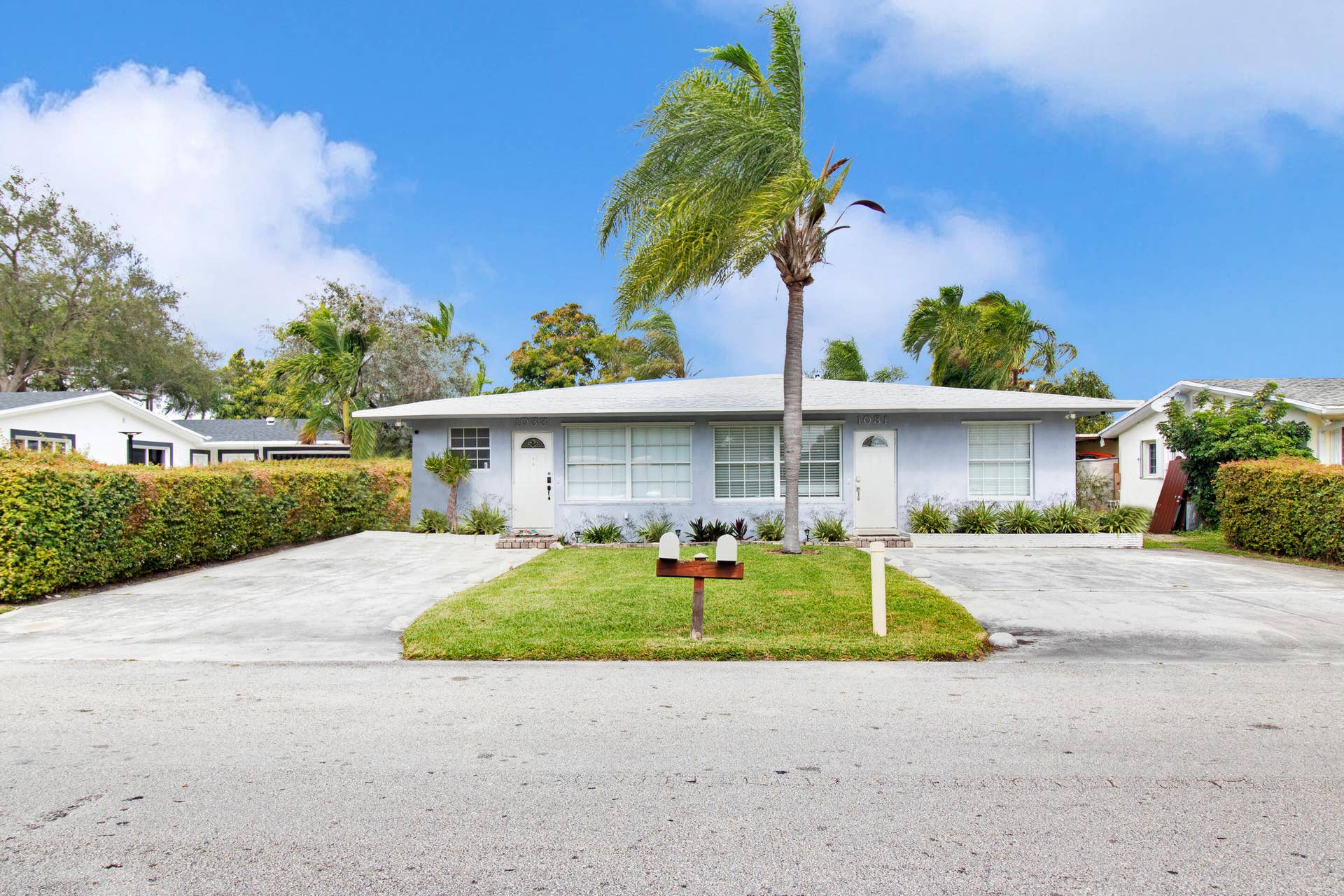 1031 SW 3RD Street, Hallandale Beach, FL 33009 IMG_2859