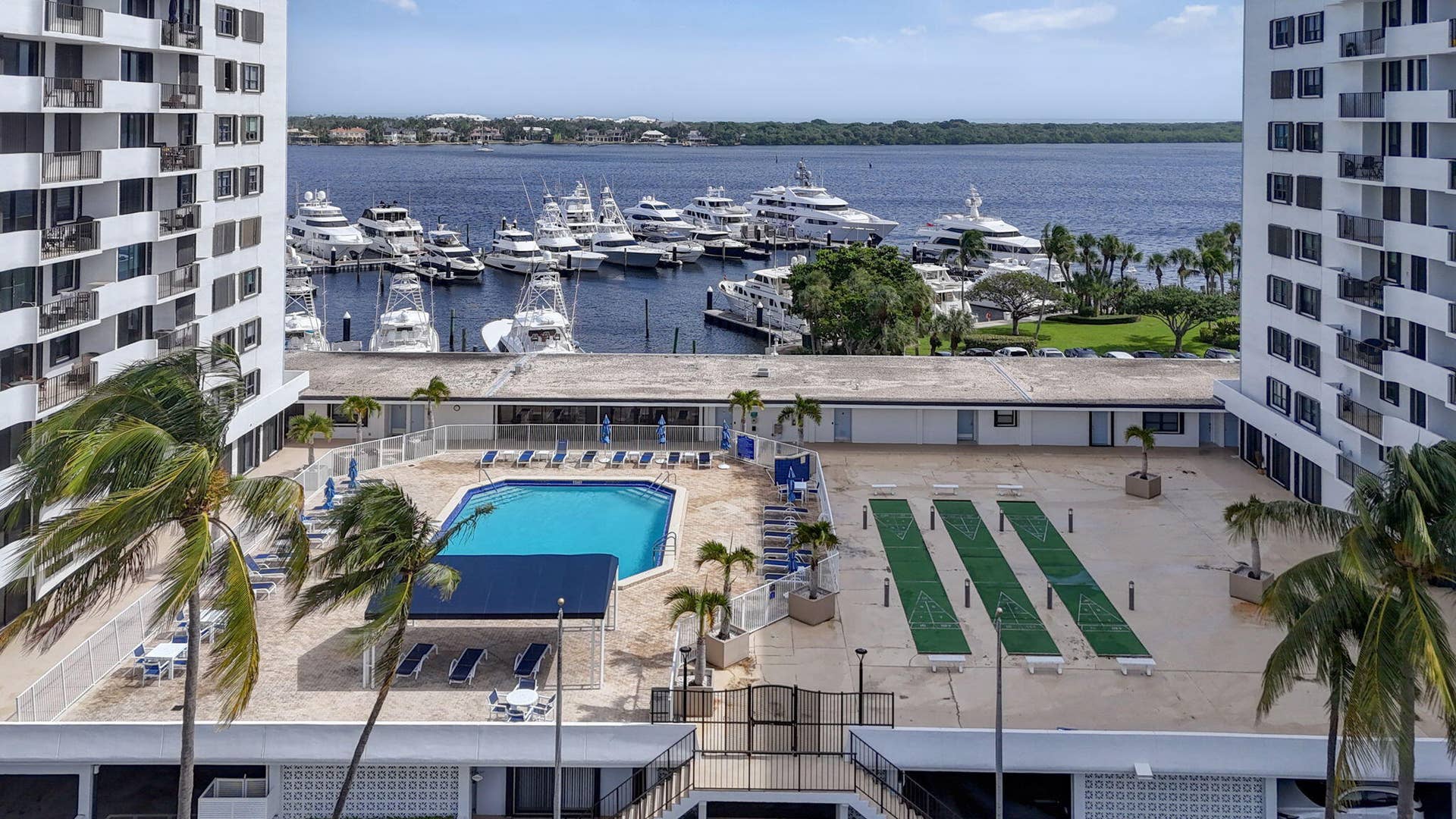 1208 MARINE Way, #G10, North Palm Beach, FL 33408 5
