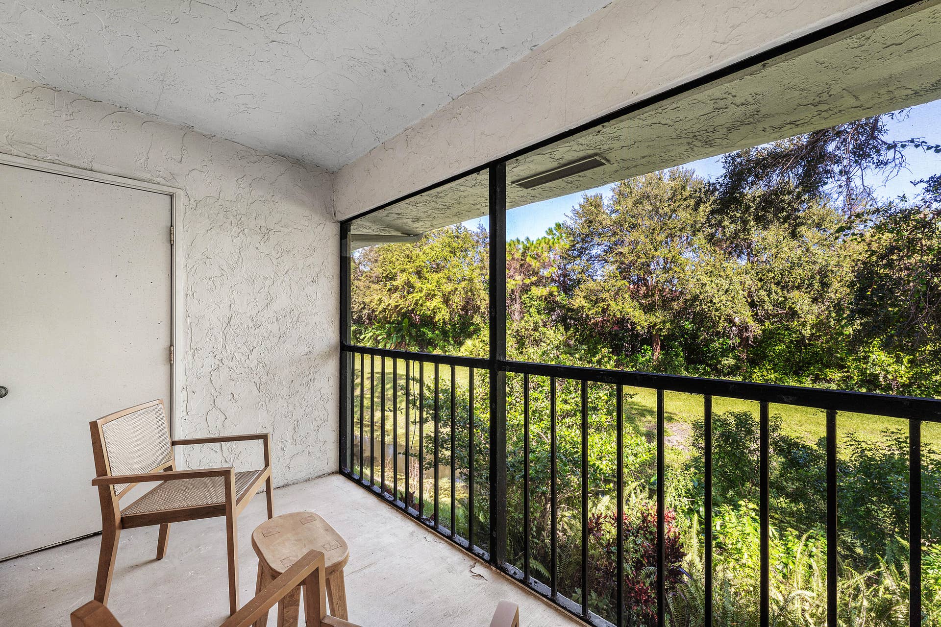 1401 Sabal Ridge Circle, #F, Palm Beach Gardens, FL 33418 025-1401SabalRidgeCircle-F-PalmBeachGard