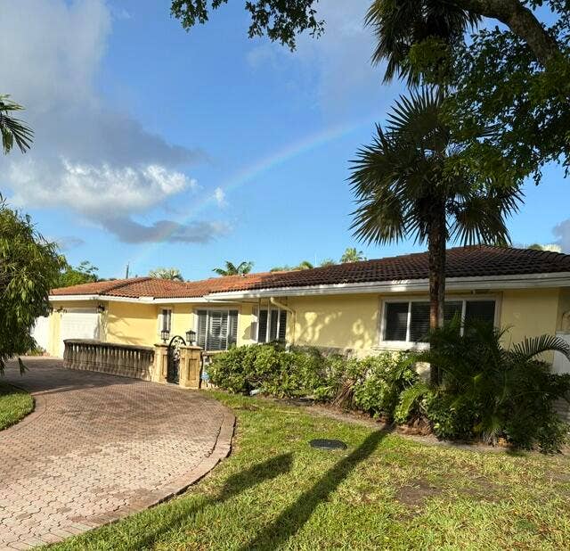 Property photo for 2733 NE 35th Court, Fort Lauderdale, FL