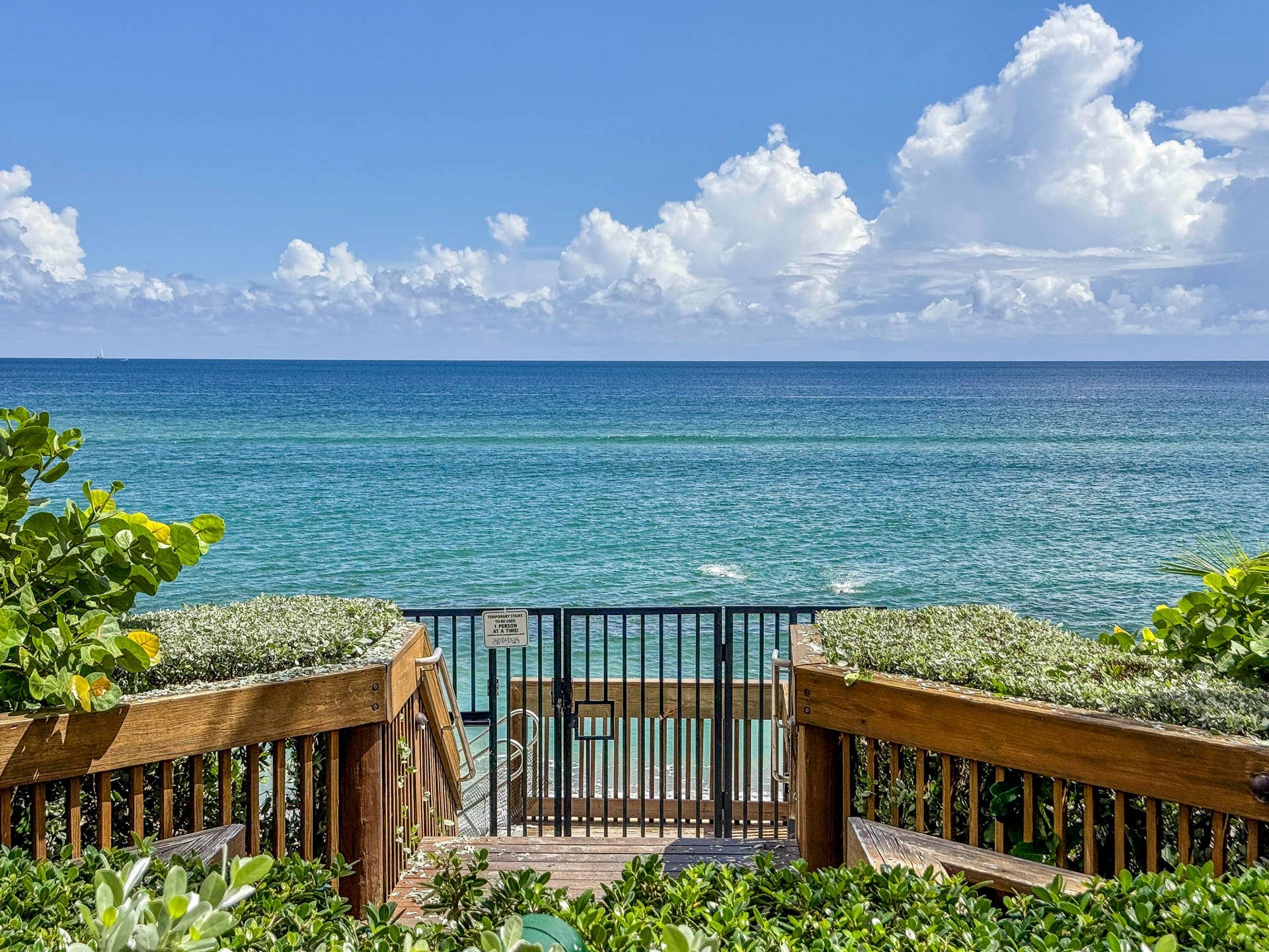 5070 N Ocean Drive, #5C, Singer Island, FL 33404 IMG_4487