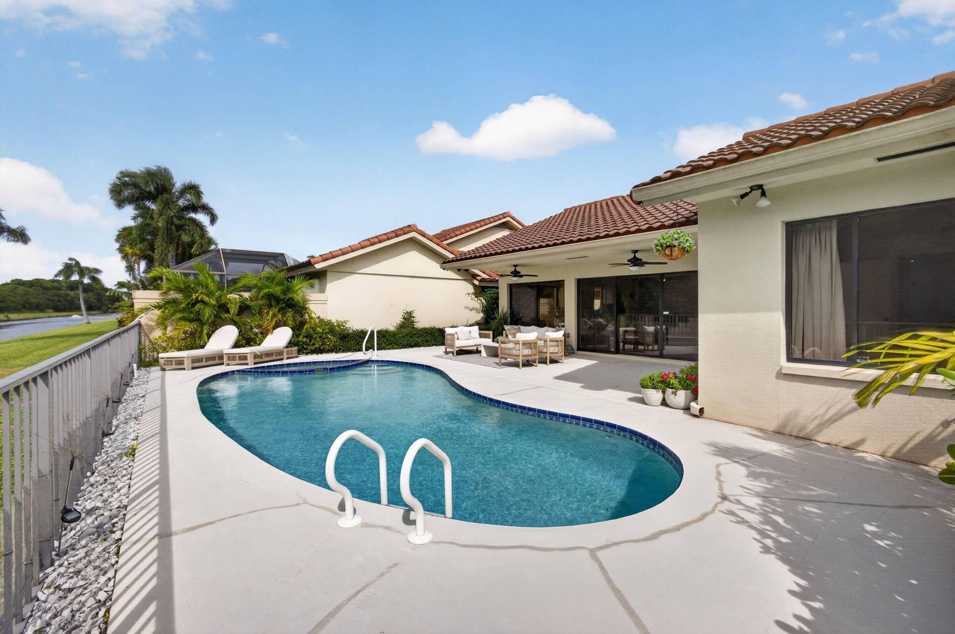 2765 HAWTHORNE Lane, West Palm Beach, FL 33409 58