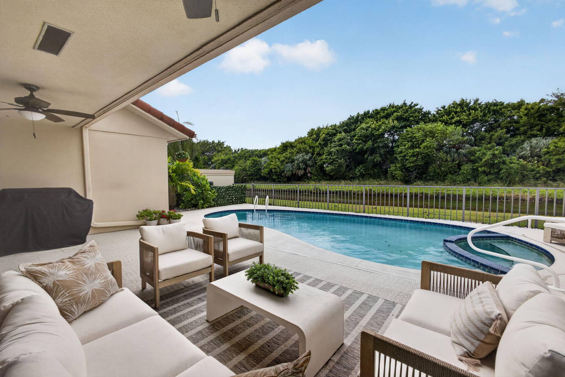 2765 HAWTHORNE Lane, West Palm Beach, FL 33409 48