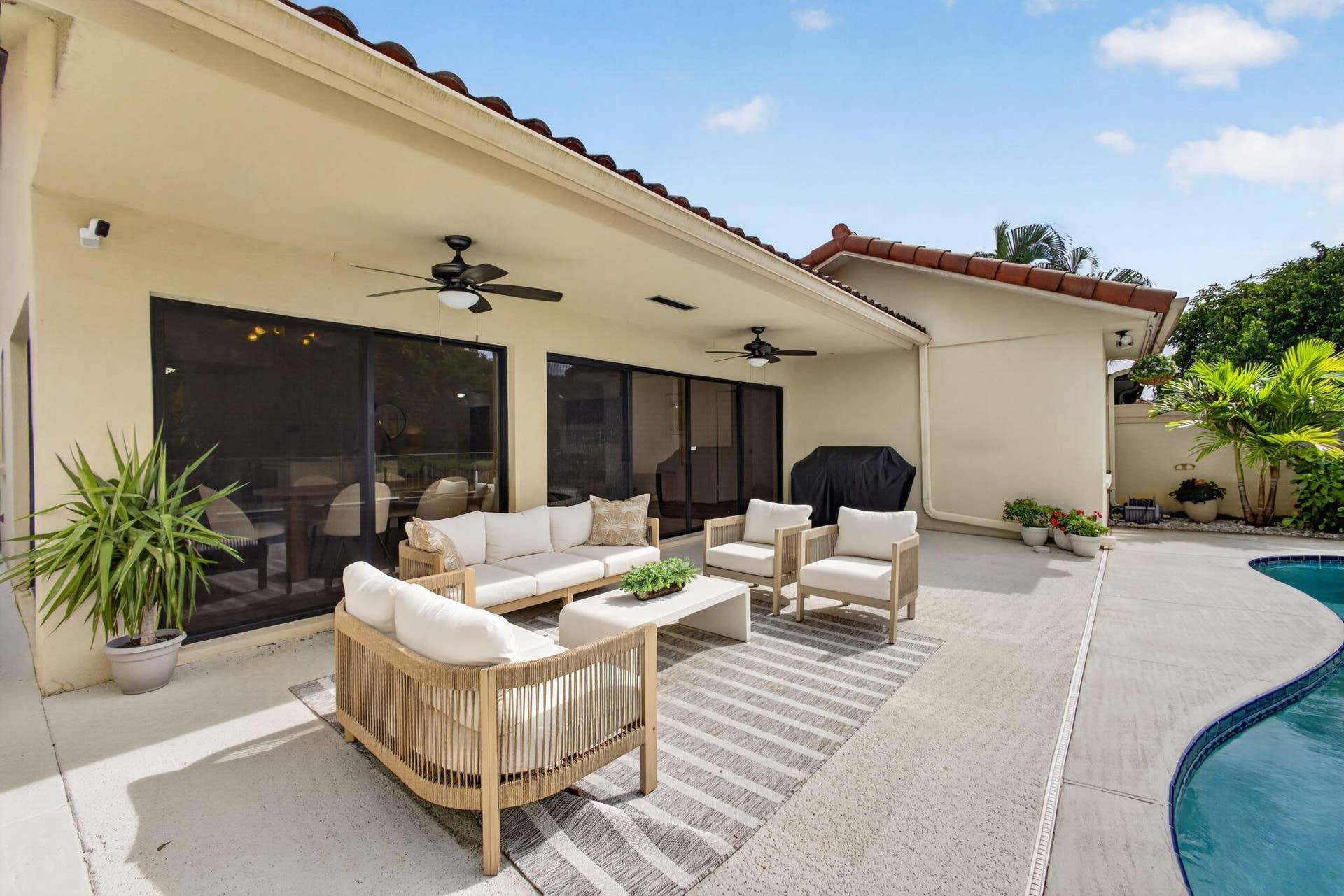 2765 HAWTHORNE Lane, West Palm Beach, FL 33409 50