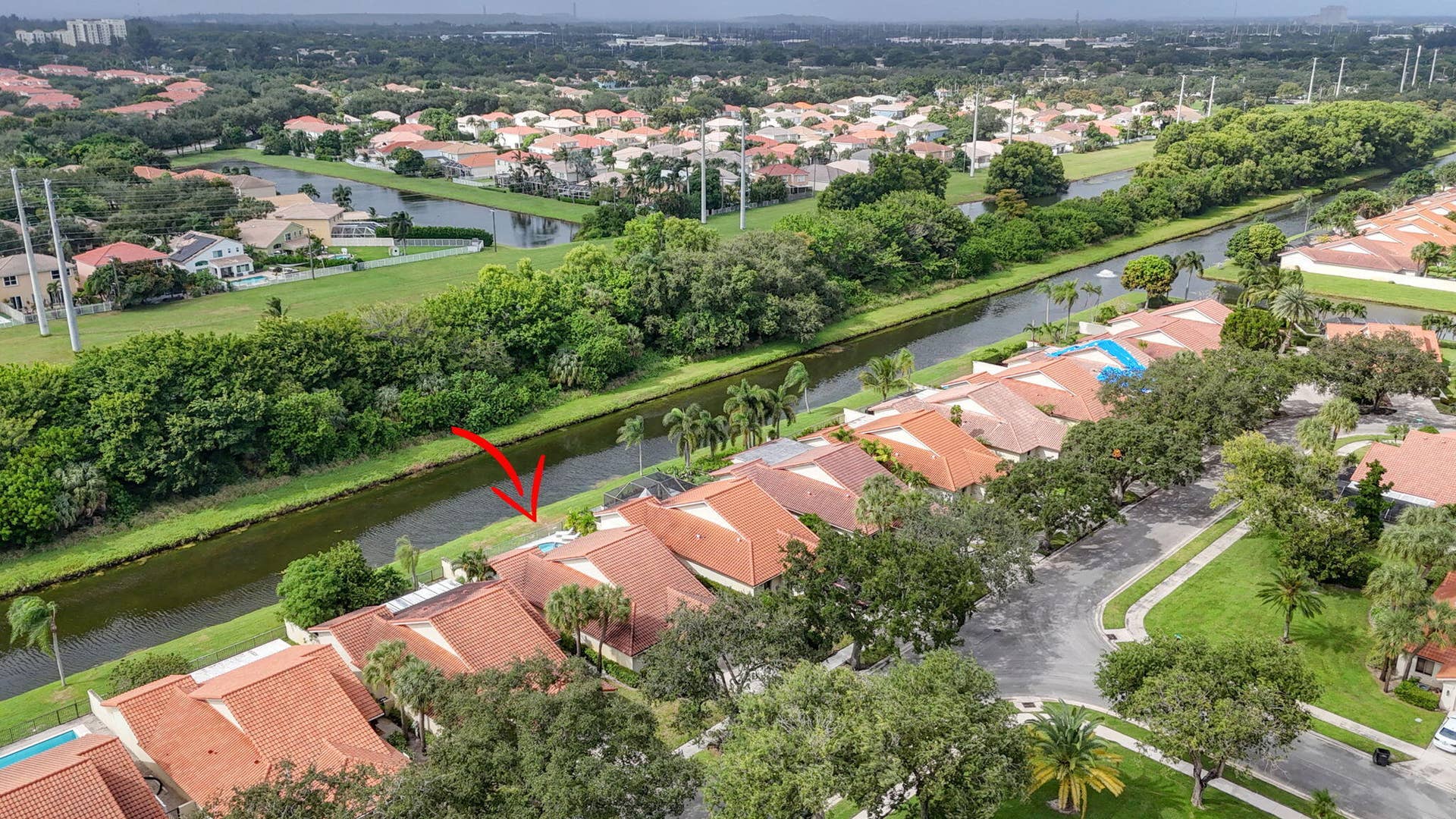 2765 HAWTHORNE Lane, West Palm Beach, FL 33409 66