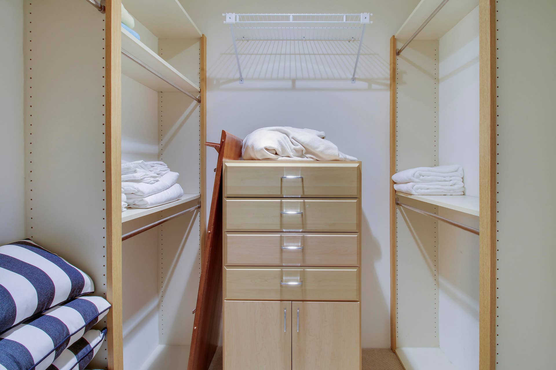 Master Bedroom Walk in Closet