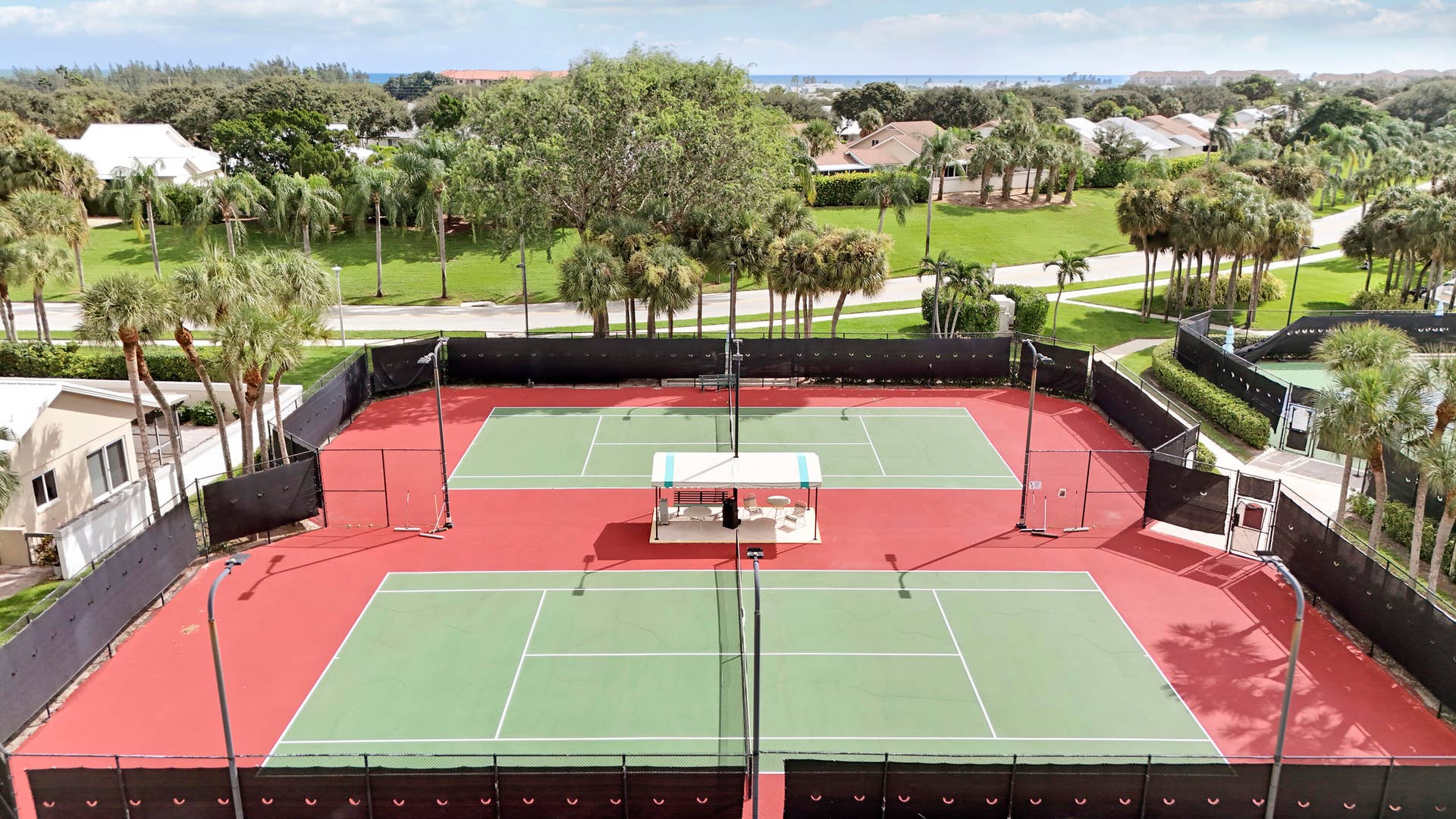Bluffs Tennis Courts