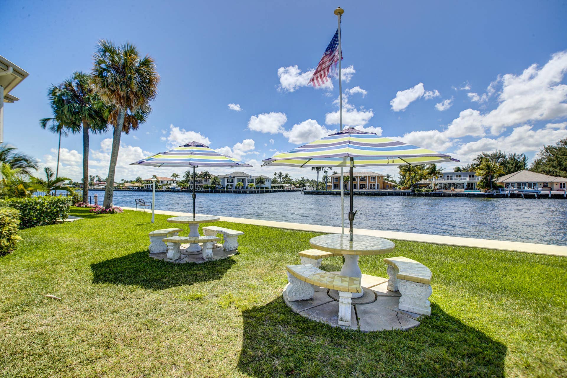999 N RIVERSIDE Drive, #3, Pompano Beach, FL 33062 60__g6i9914_5_6_7_8