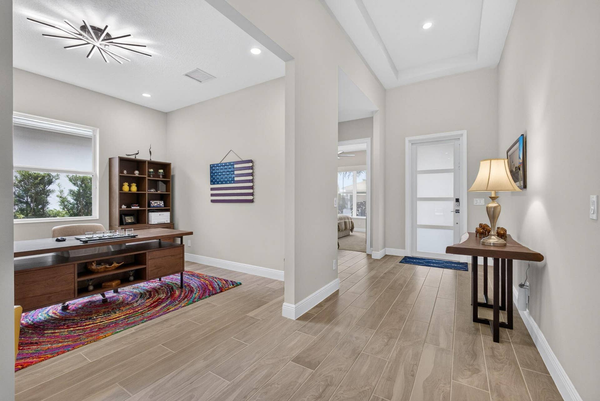 Foyer/office