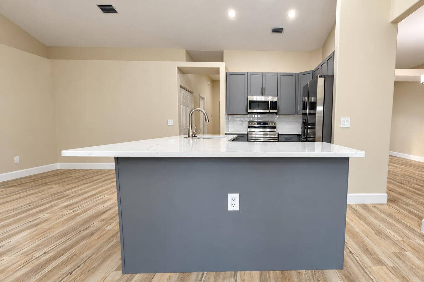 Kitchen 4