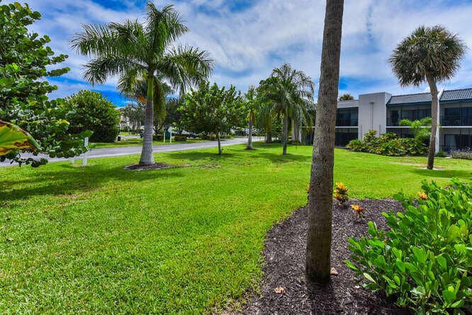 1605 US-1, #V2-103, Jupiter, FL 33477 1605 US Rte 1 V2103 Jupiter FL-small-030