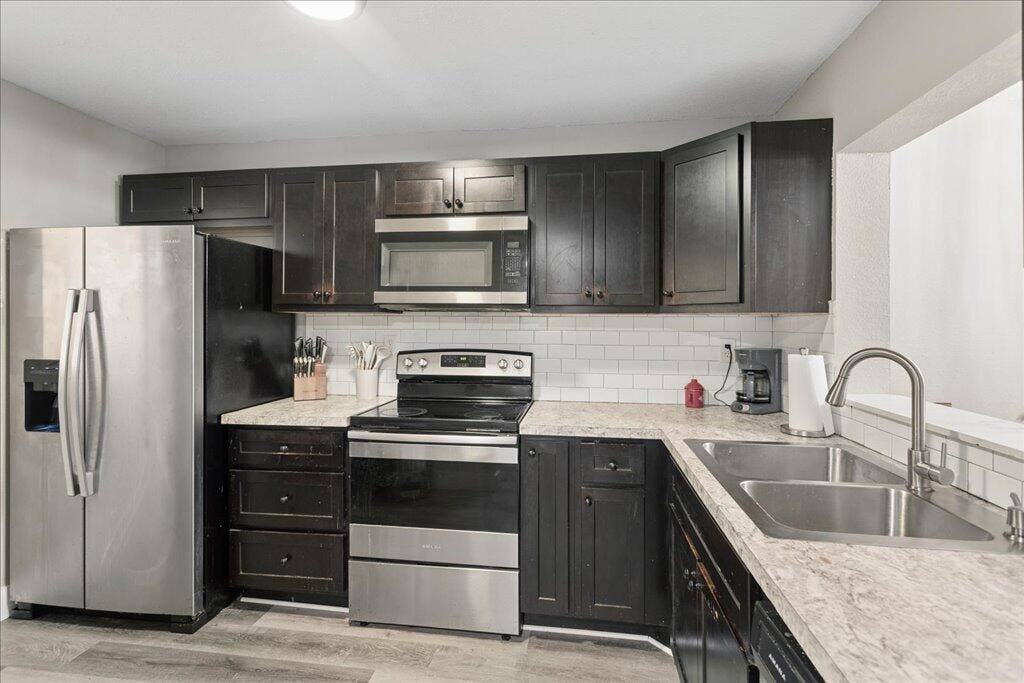 3030 Coral Springs Drive, Coral Springs, FL 33065 02-U9A8244