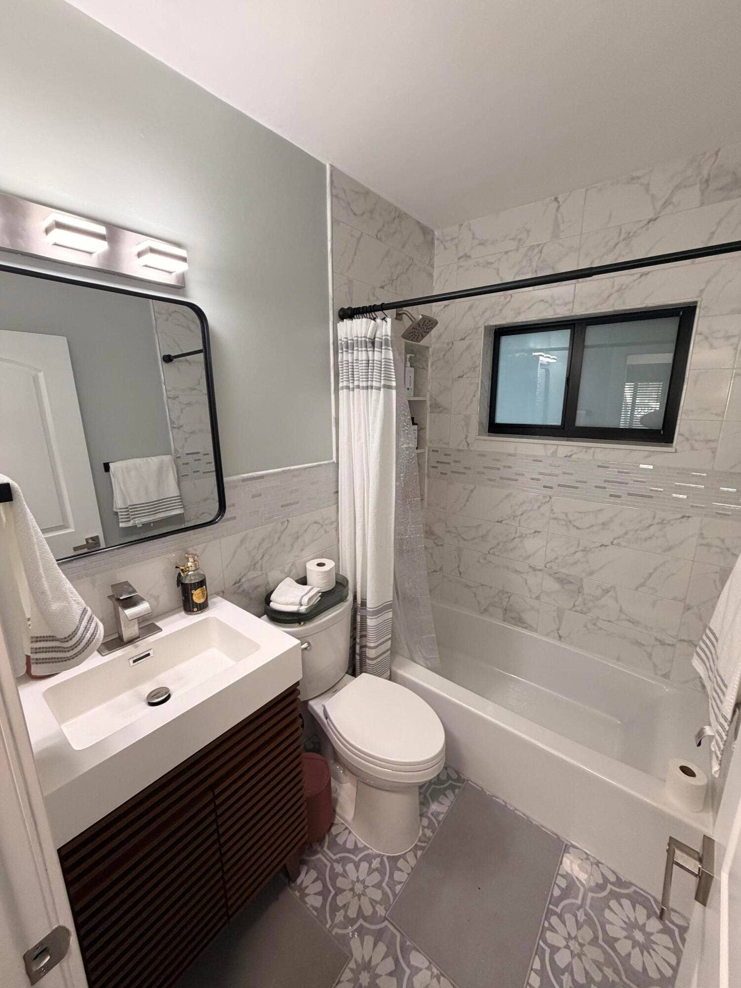 210 NE 12TH Street, #A, Delray Beach, FL 33444 IMG_5150