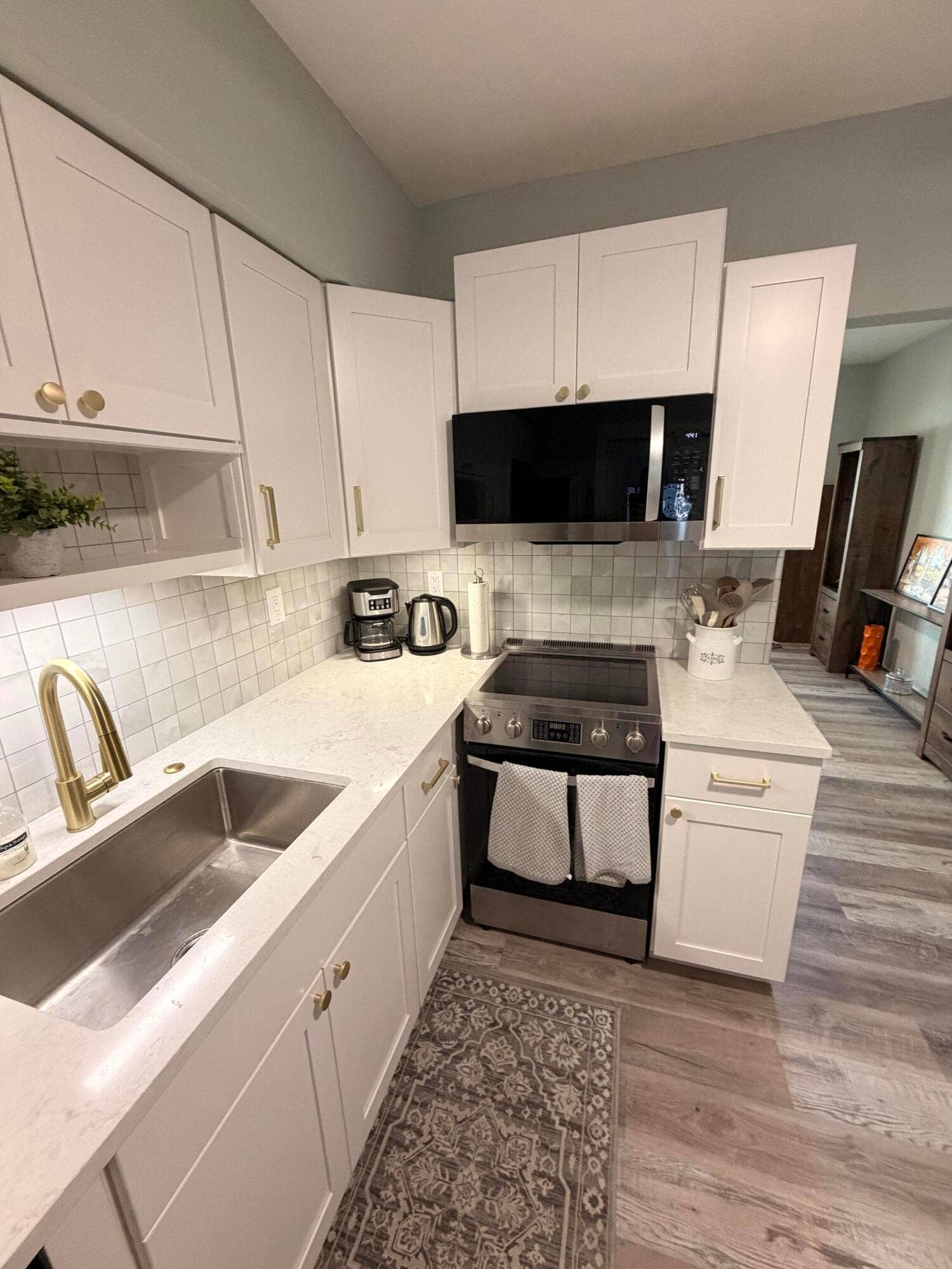 210 NE 12TH Street, #A, Delray Beach, FL 33444 IMG_5142