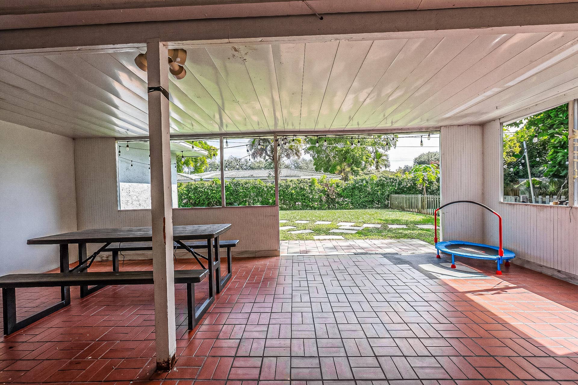 3601 NW 85TH Avenue, Coral Springs, FL 33065 HDR (21)