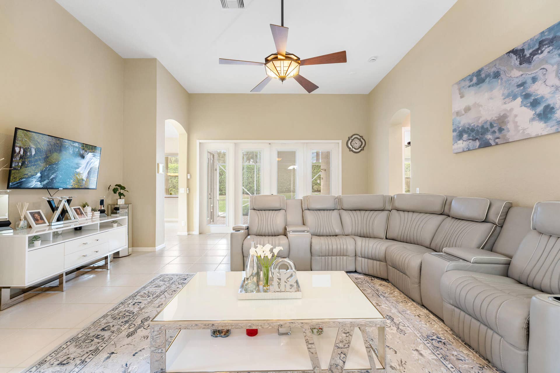 8840 Via Tuscany Drive, Boynton Beach, FL 33472 Living Room