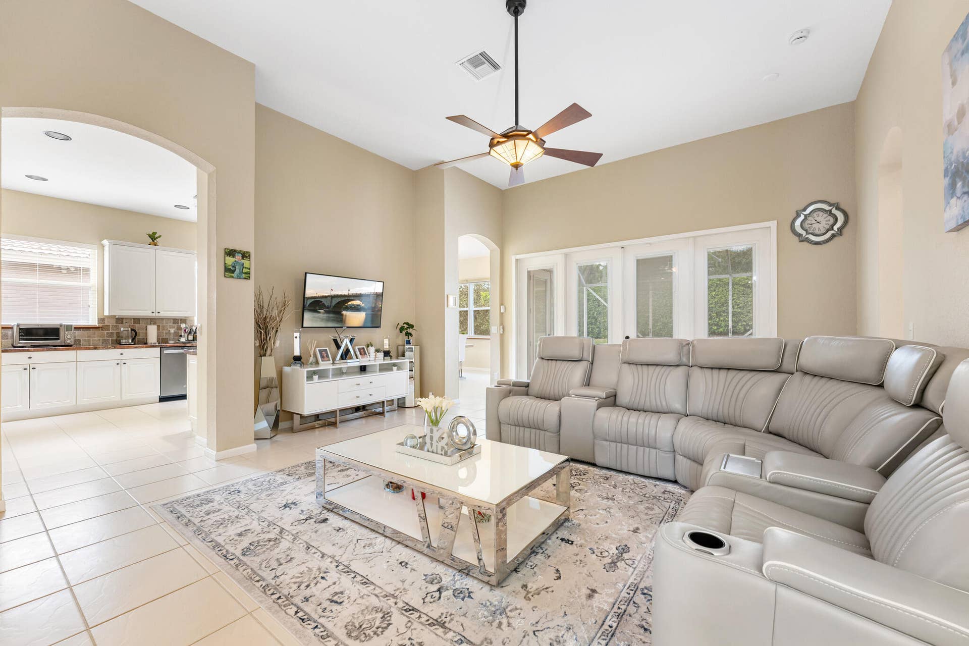 8840 Via Tuscany Drive, Boynton Beach, FL 33472 Living Room