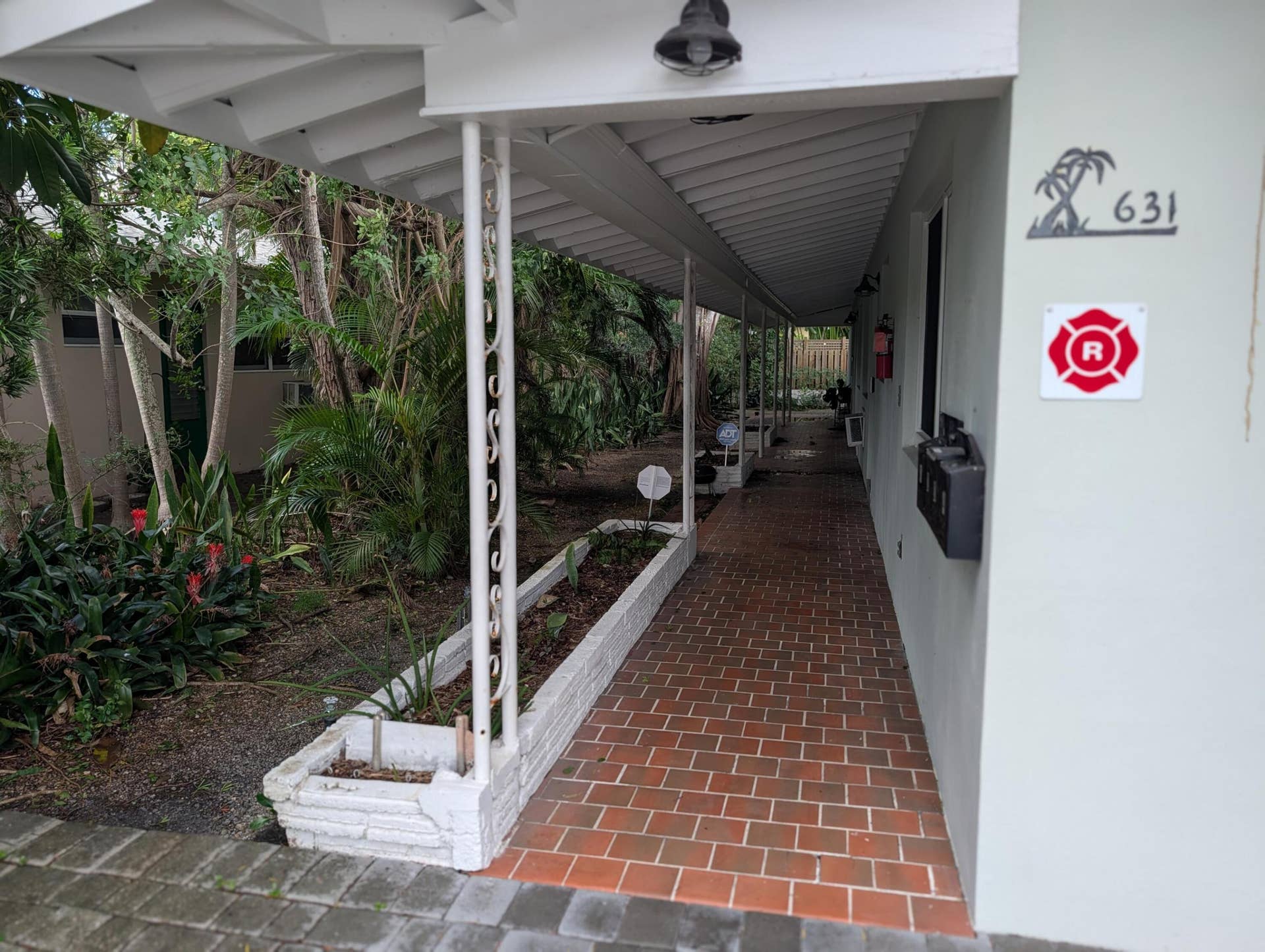 631 NE 17th Way, Fort Lauderdale, FL 33304 14630