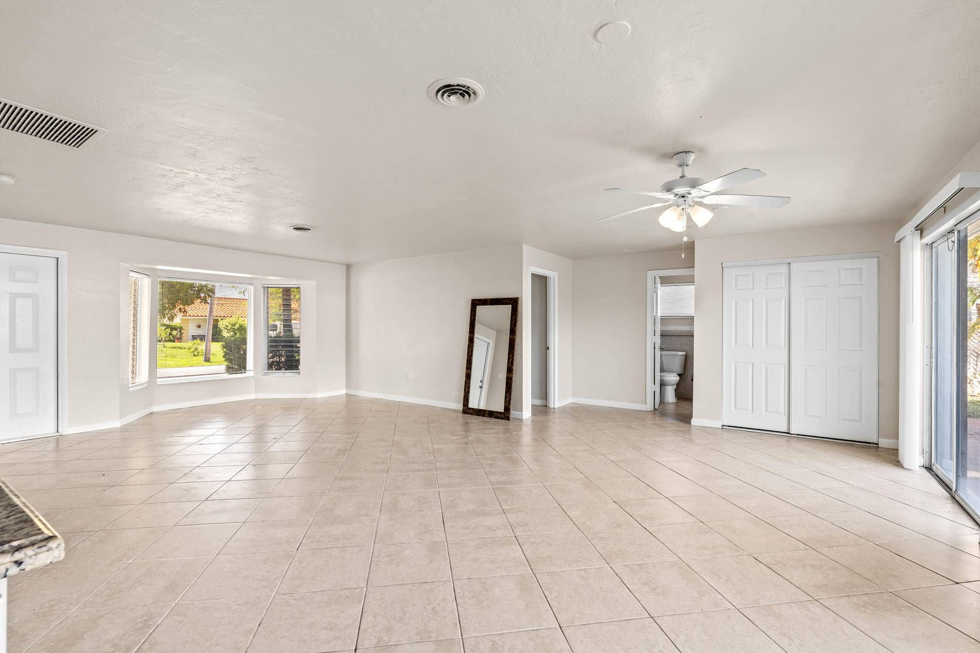 1700 SW 5TH Avenue, Pompano Beach, FL 33060 DSC06941-Duplicate