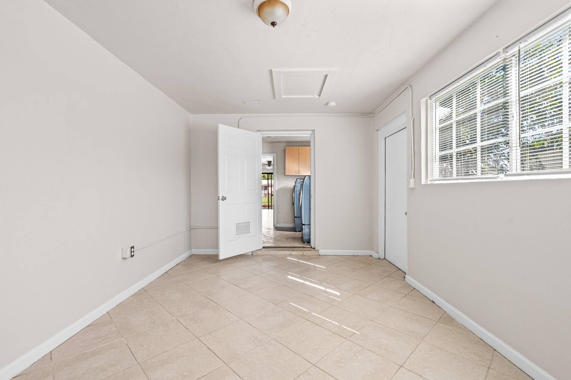 1700 SW 5TH Avenue, Pompano Beach, FL 33060 DSC06962