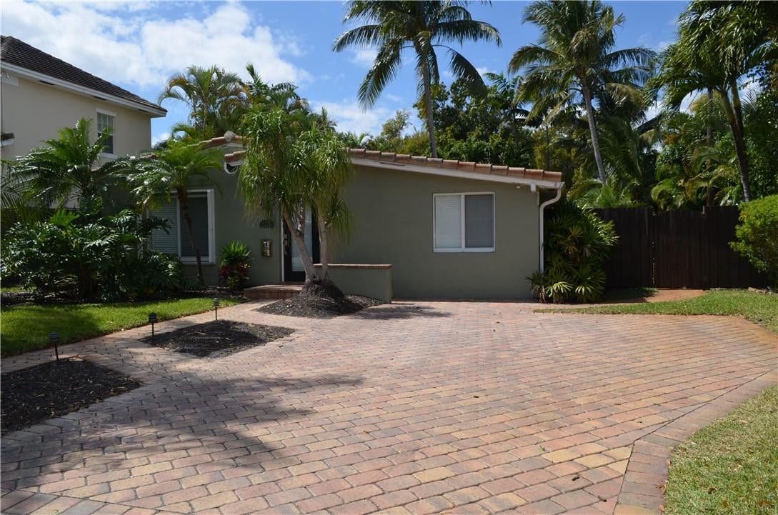1637 NE 16TH Terrace, Fort Lauderdale, Fort Lauderdale, FL 33305 Photo 1