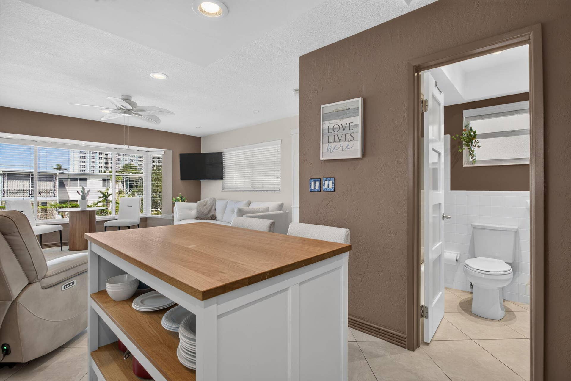 3216 SE 12TH Street, #28, Pompano Beach, Pompano Beach, FL 33062 18-web-or-mls-3216 28-10
