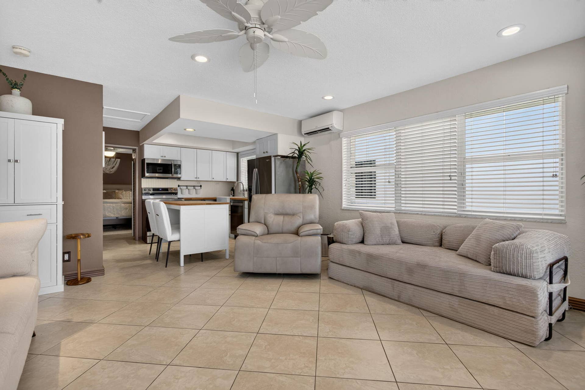 3216 SE 12TH Street, #28, Pompano Beach, Pompano Beach, FL 33062 13-web-or-mls-3216 28-5