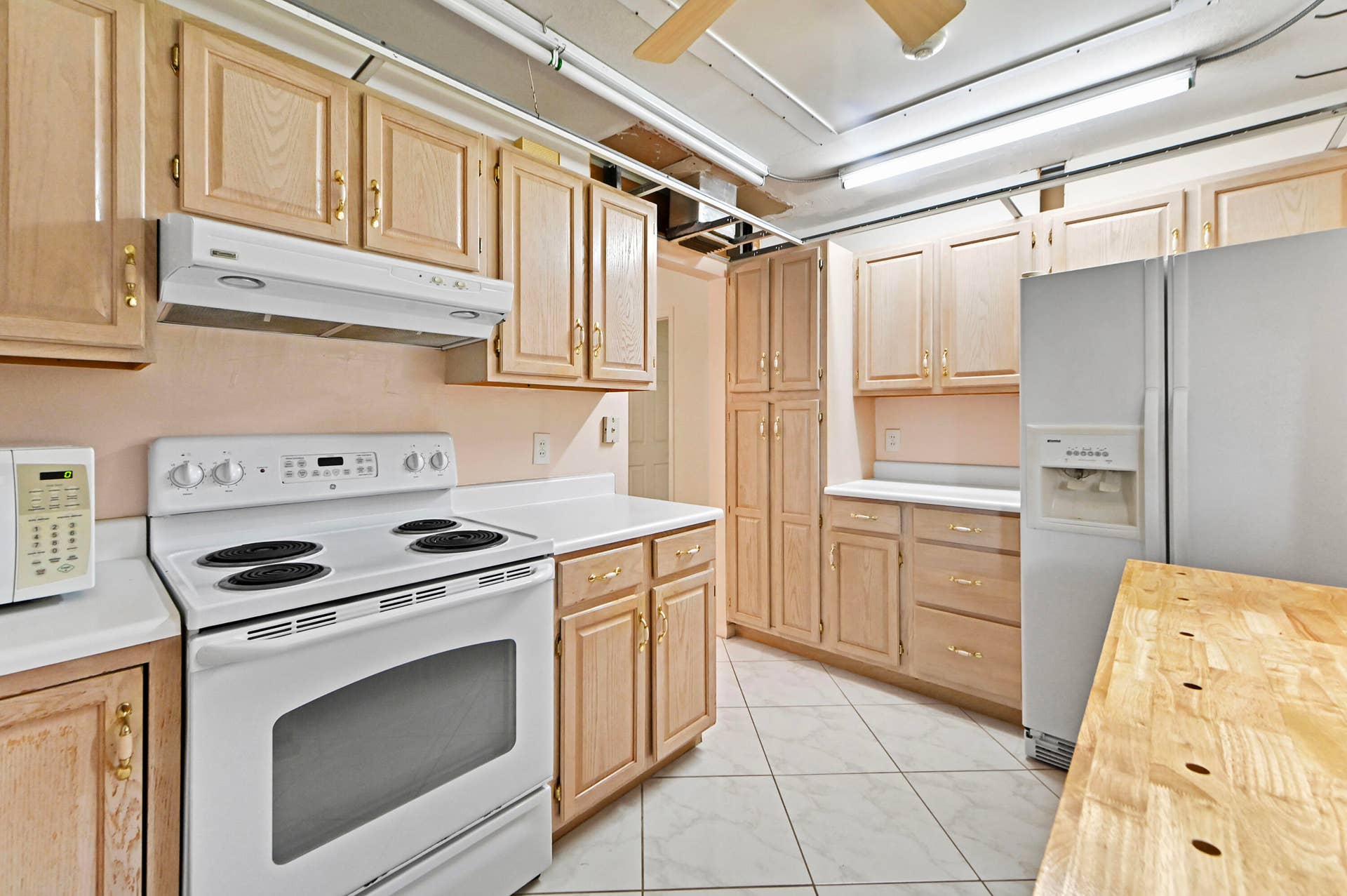 02 - 08 Kitchen 01 - ORIGINAL UNEDITED