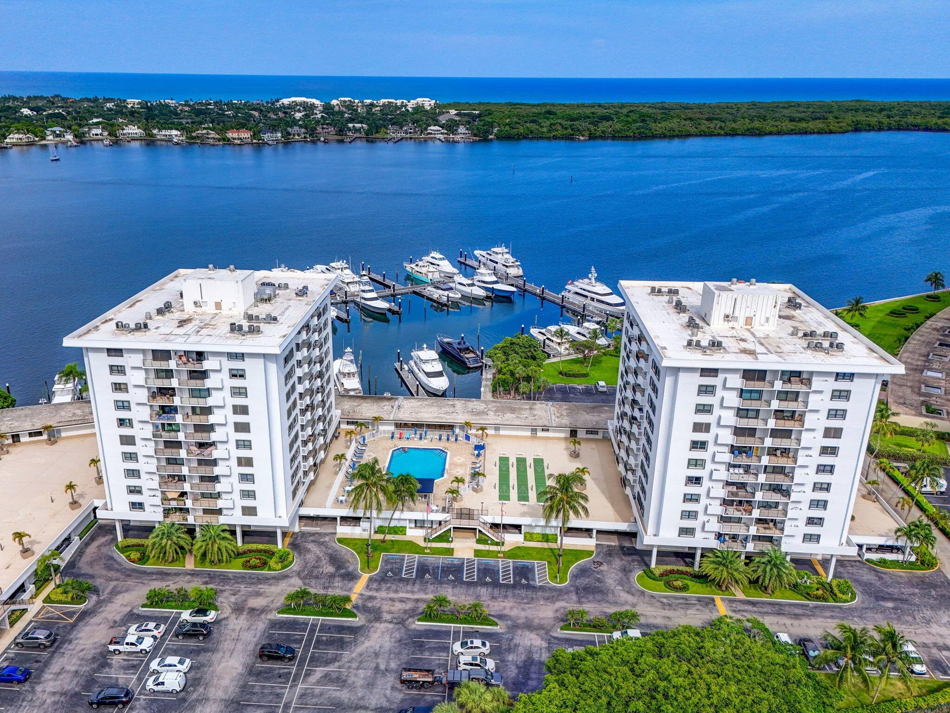 1200 Marine Way, #805, North Palm Beach, FL 33408 77-web-or-mls-DJI_20250826163025_0166_DJ
