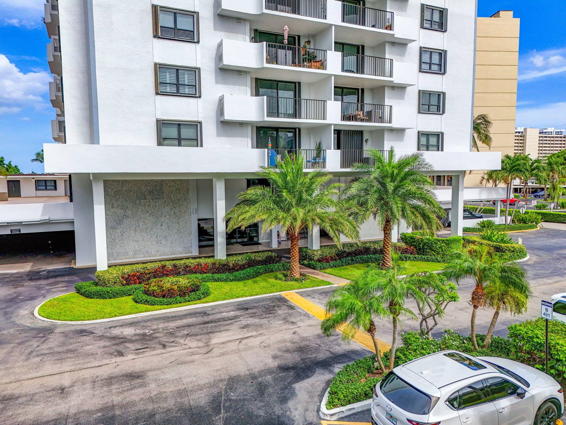1200 Marine Way, #805, North Palm Beach, FL 33408 73-web-or-mls-DJI_20250826162907_0141_DJ