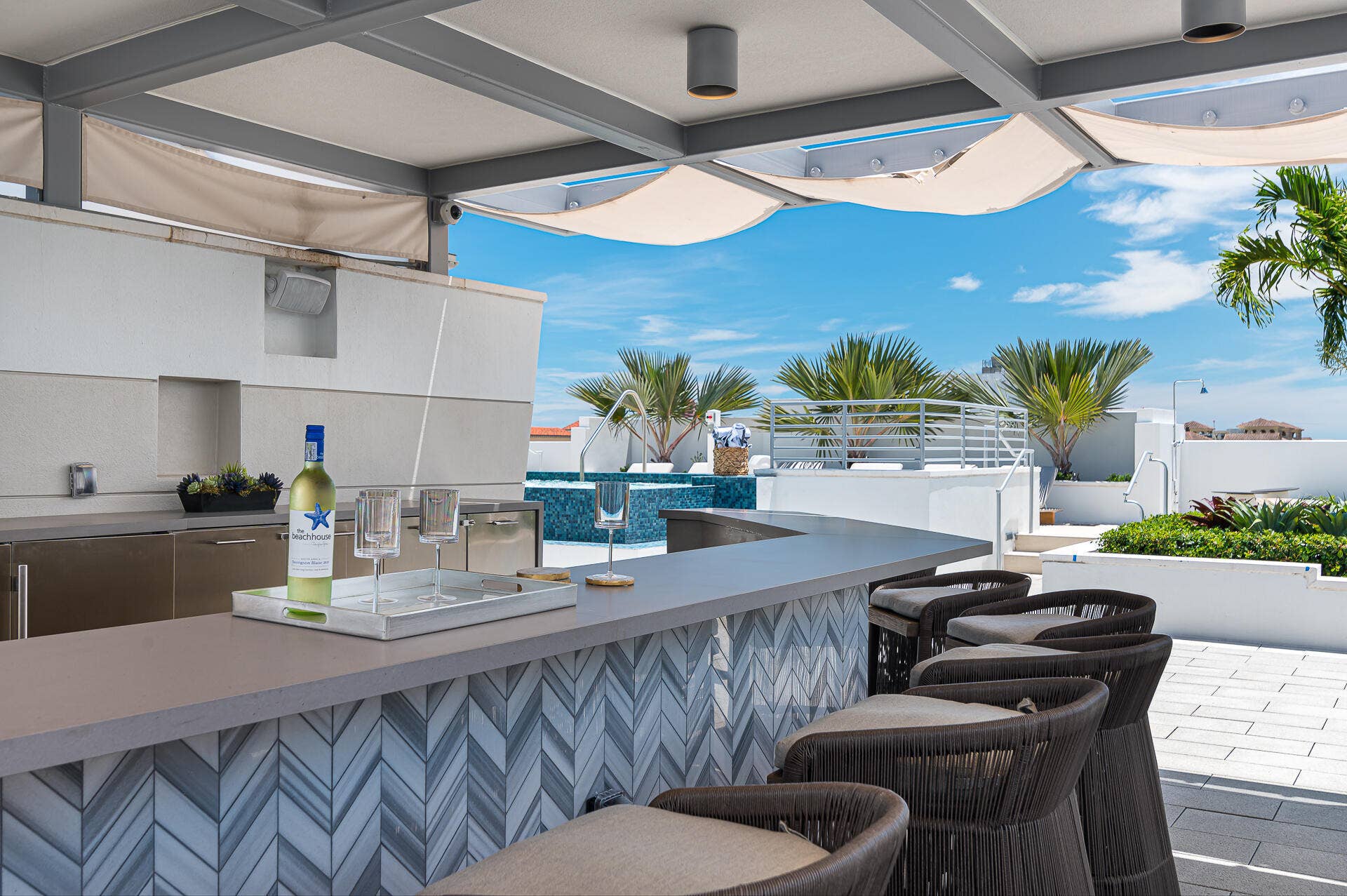 155 E Boca Raton Road, #418, Boca Raton, FL 33432 9 Rooftop Bar
