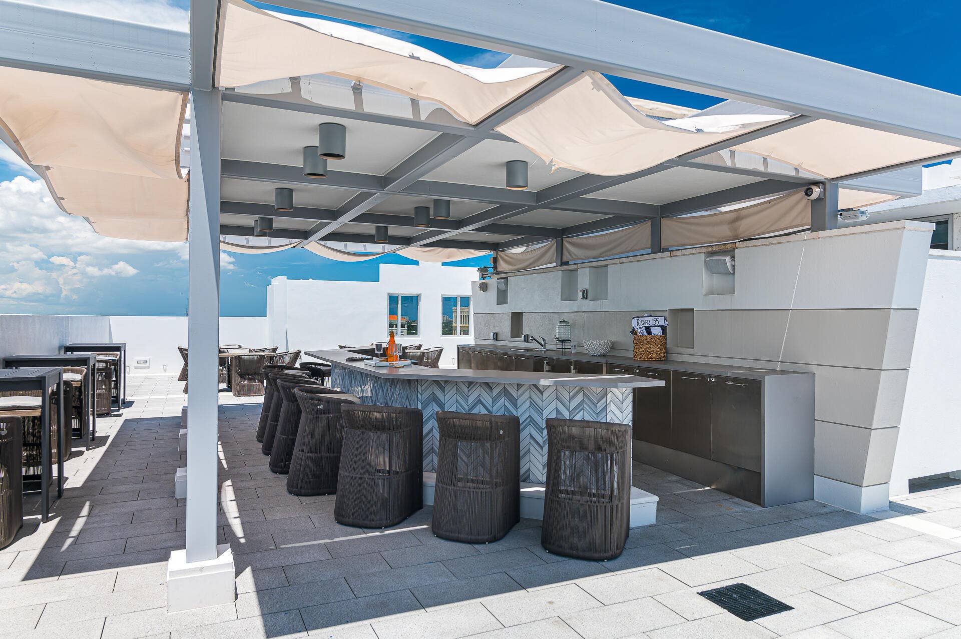155 E Boca Raton Road, #418, Boca Raton, FL 33432 14 Rooftop Bar