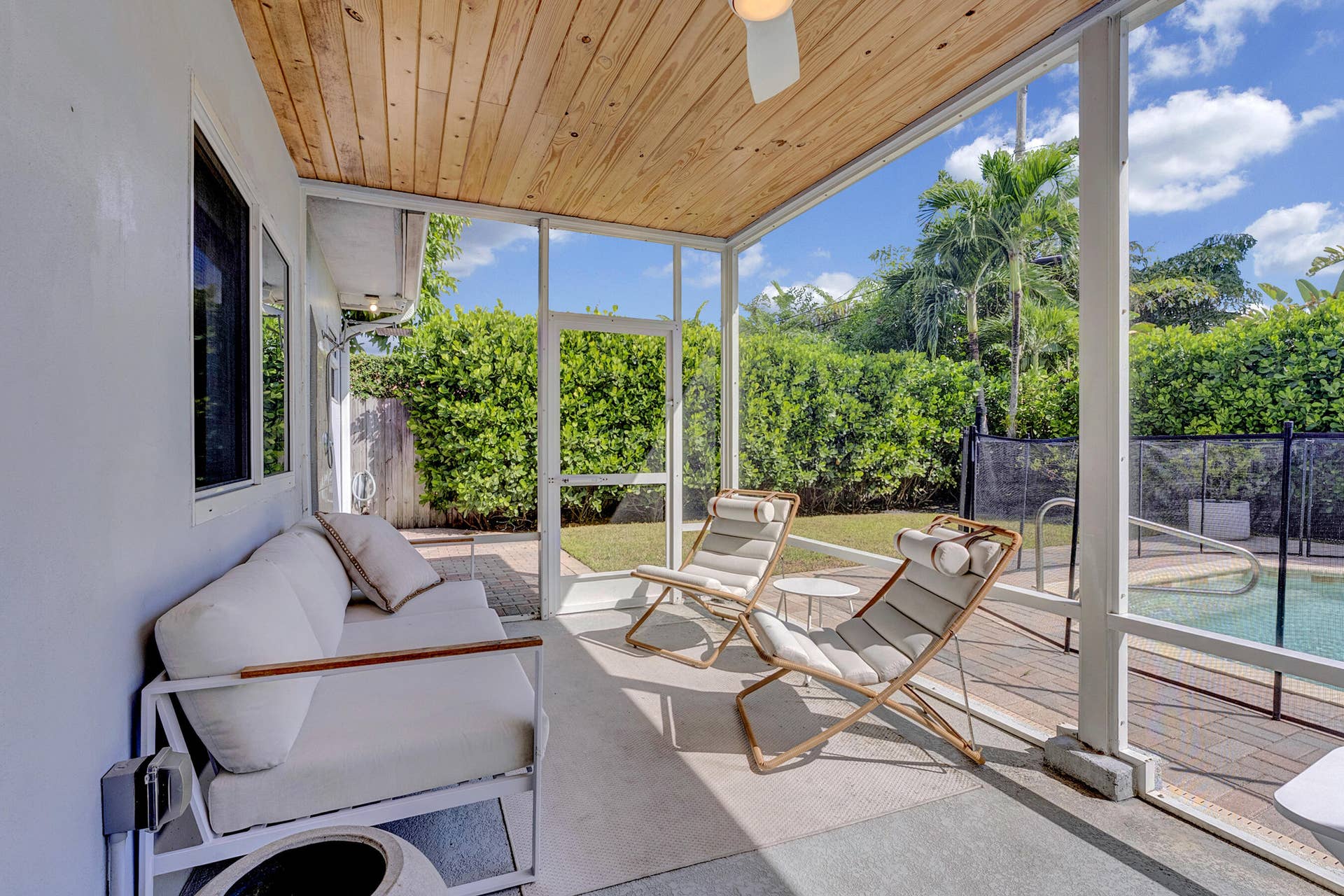 Screened in Patio