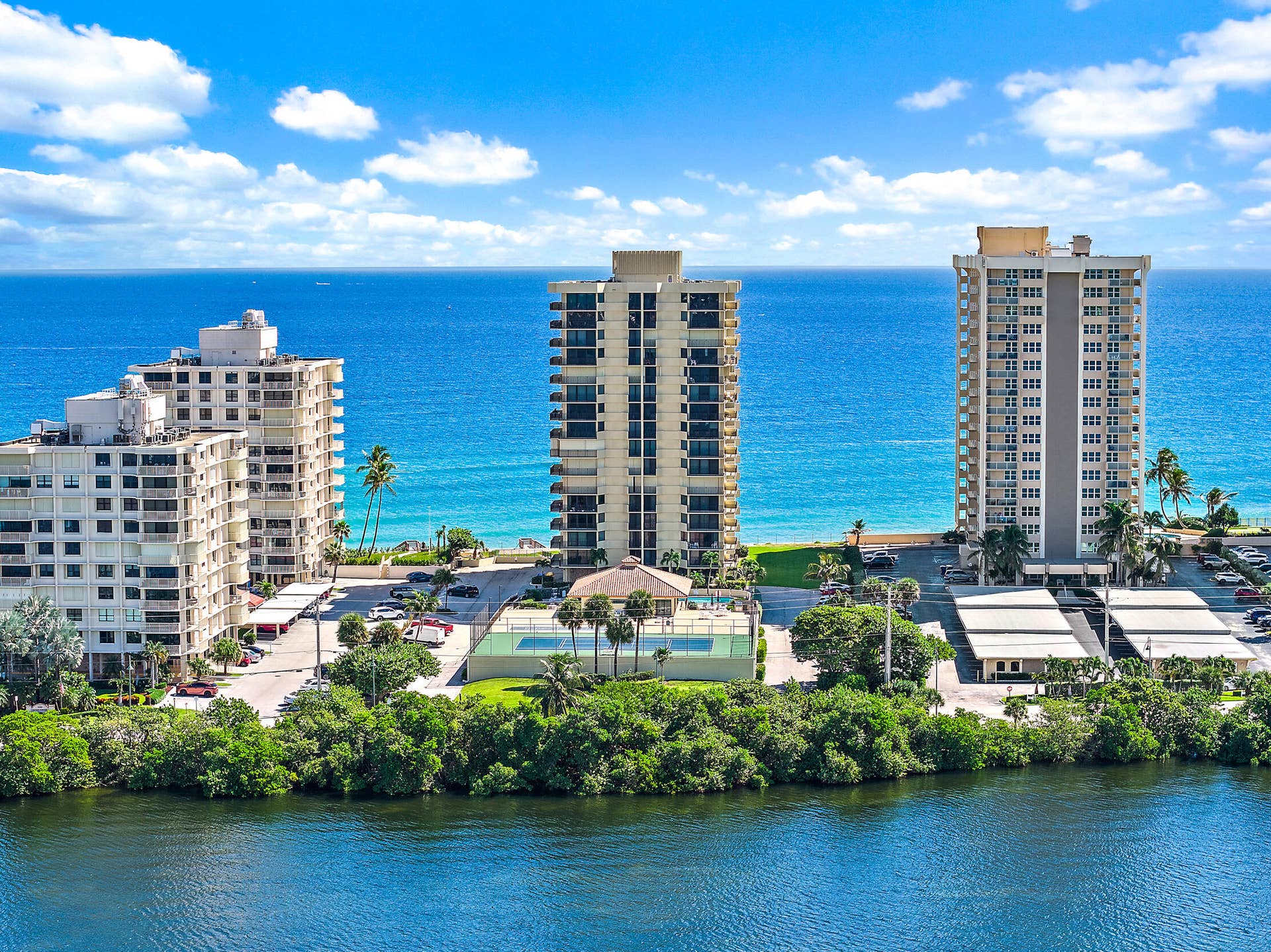 5460 N Ocean Drive, #12-C, Singer Island, FL 33404 Seagrape