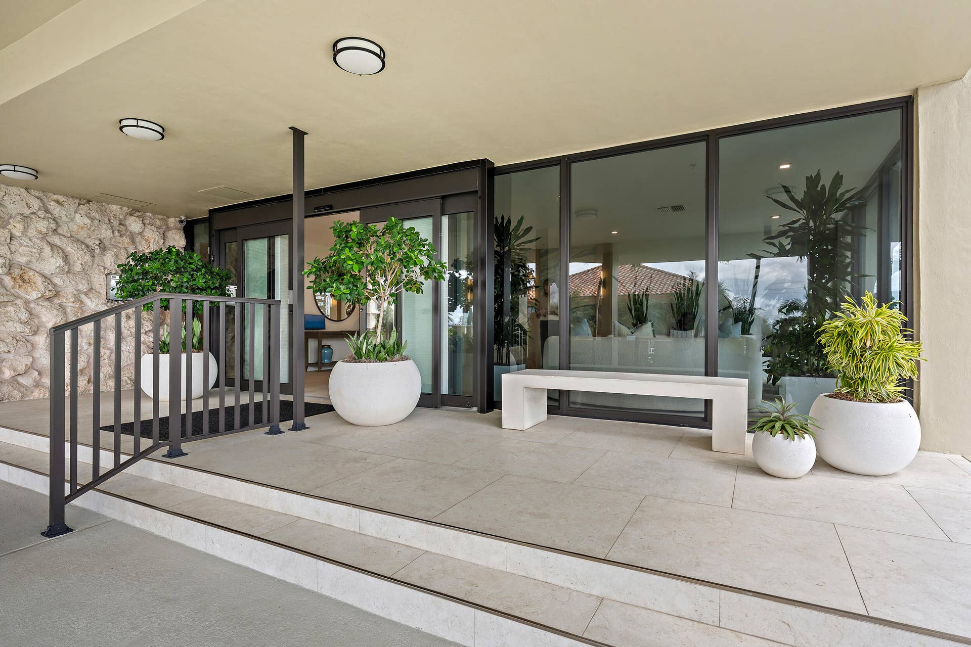 5460 N Ocean Drive, #12-C, Singer Island, FL 33404 Seagrape Entry
