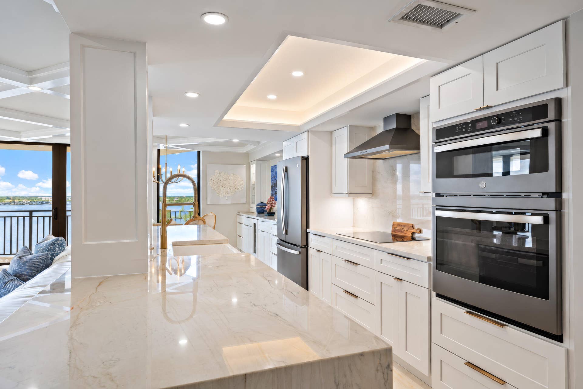 5460 N Ocean Drive, #12-C, Singer Island, FL 33404 Kitchen