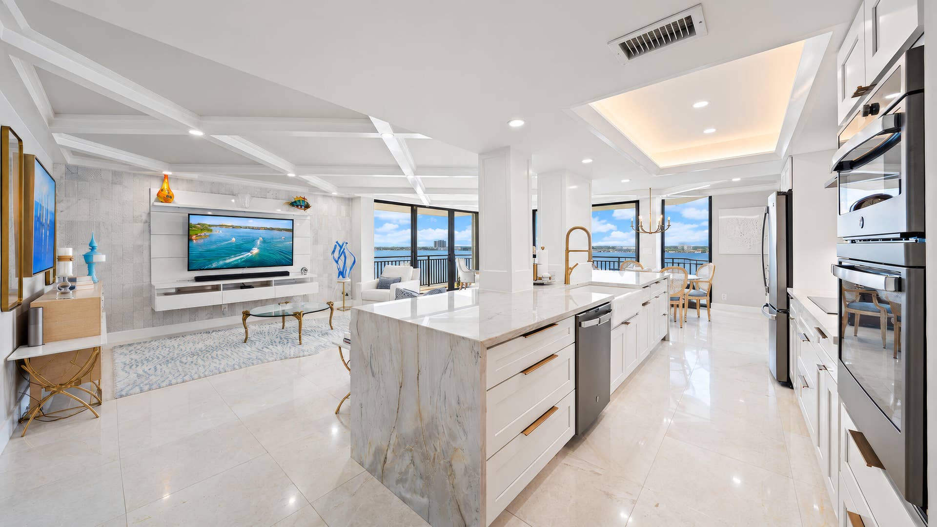 5460 N Ocean Drive, #12-C, Singer Island, FL 33404 Open Living Space