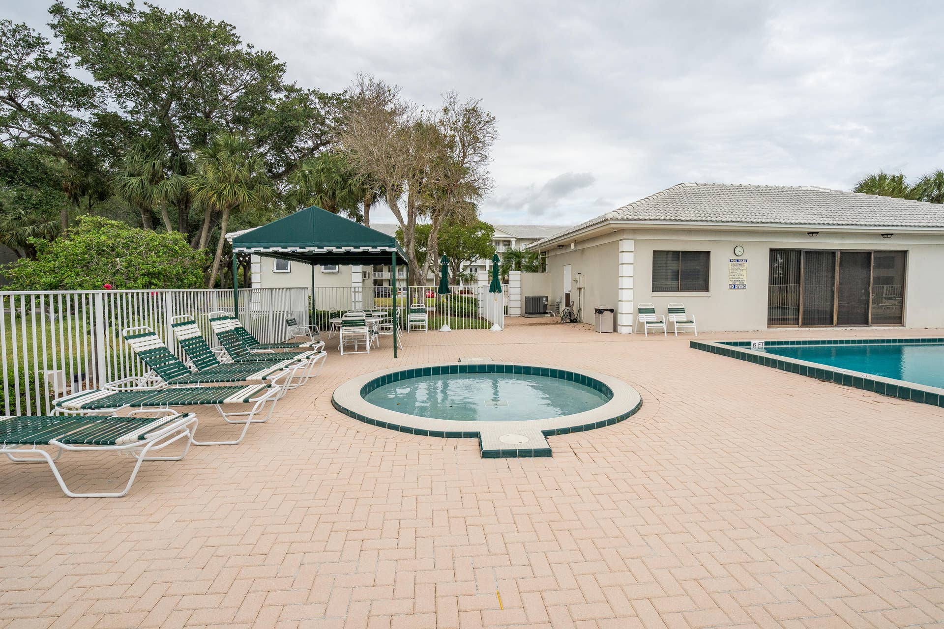 6037 BALBOA Circle, #403, Boca Raton, Boca Raton, FL 33433 whitehalle-9