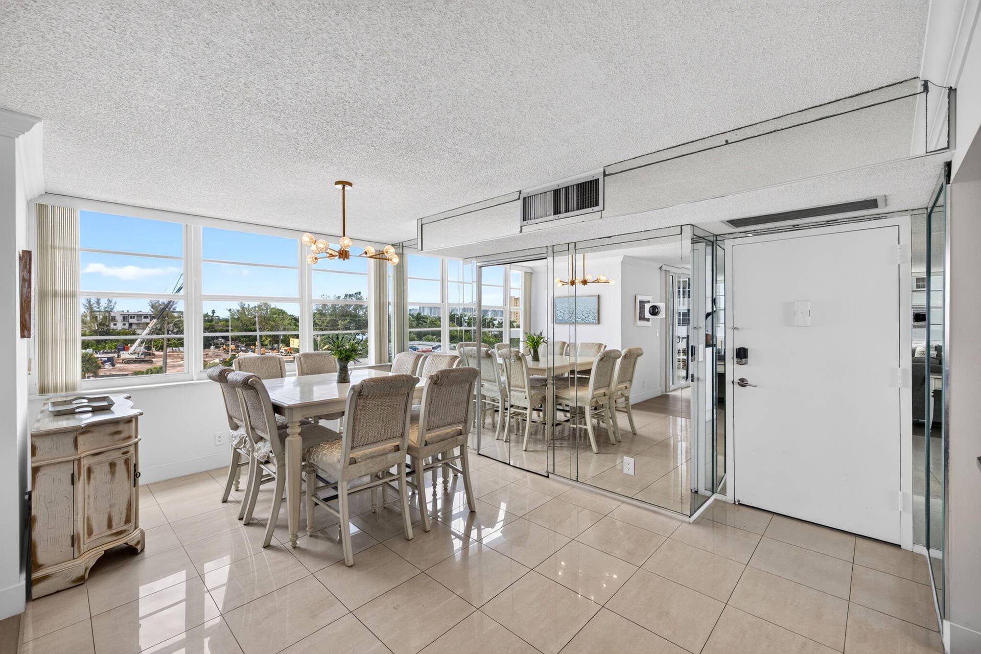 1170 N FEDERAL Highway, #512, Fort Lauderdale, FL 33304 4-web-or-mls-699A5221