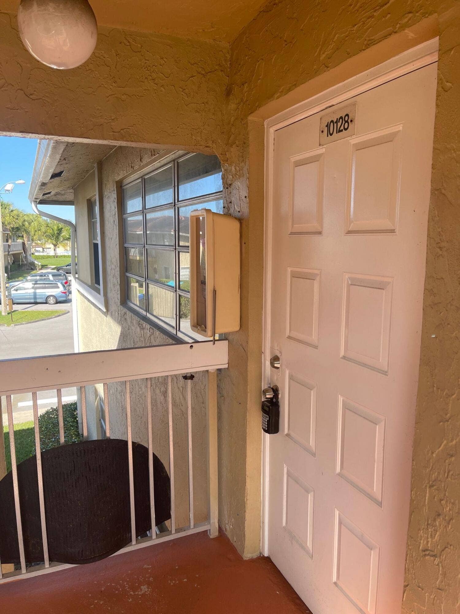 10128 TWIN LAKES Drive, #11-H, Coral Springs, FL 33071 IMG_5943