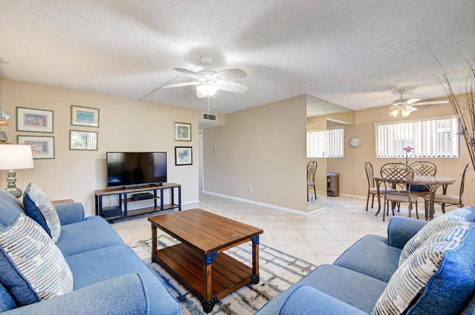 15054 Ashland Way, #81, Delray Beach, FL 33484 Living and dining