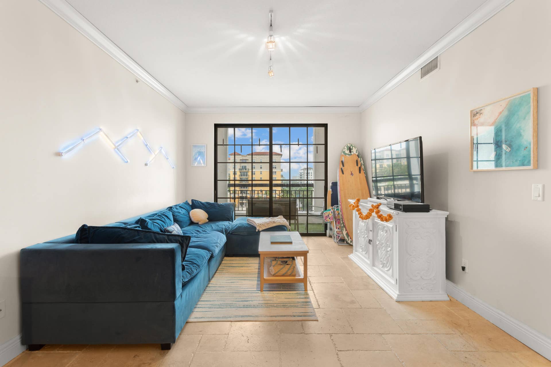 233 S FEDERAL Highway, #711, Boca Raton, FL 33432 Living Room