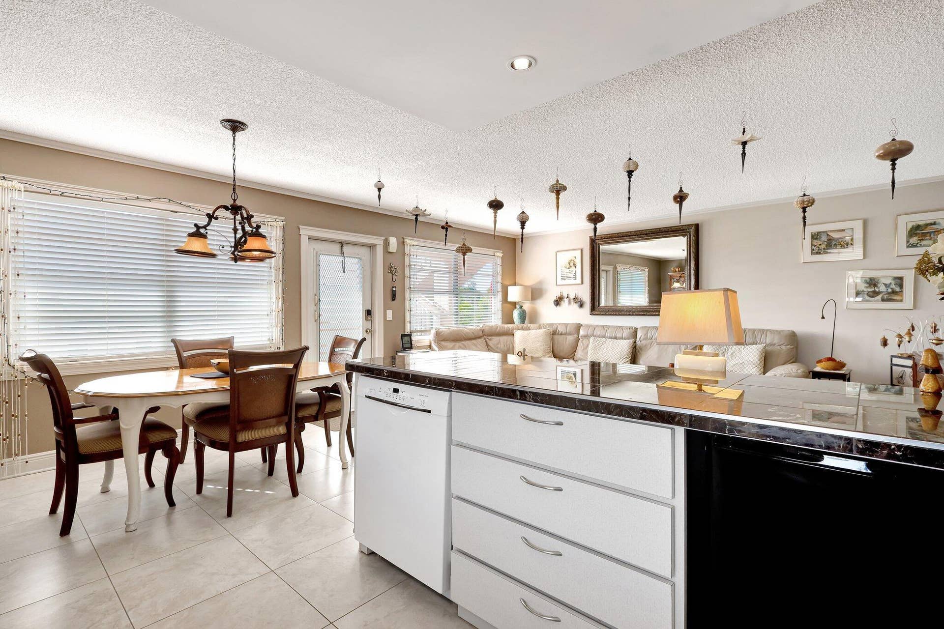 373 WELLINGTON J, West Palm Beach, FL 33417 OPEN CONCEPT