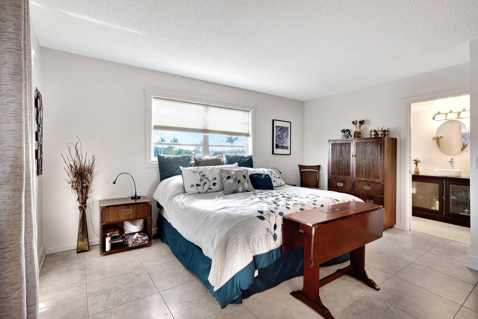 373 WELLINGTON J, West Palm Beach, FL 33417 14-web-or-mls-_82A4916