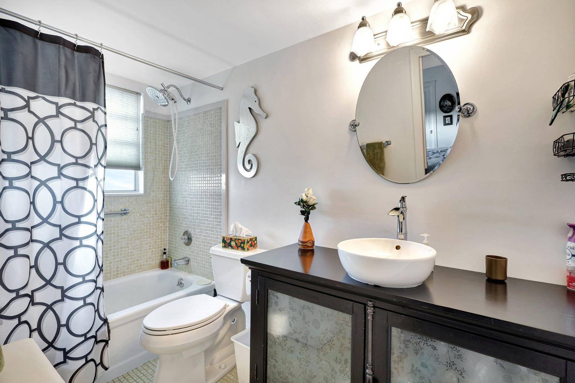 373 WELLINGTON J, West Palm Beach, FL 33417 MASTER BATH