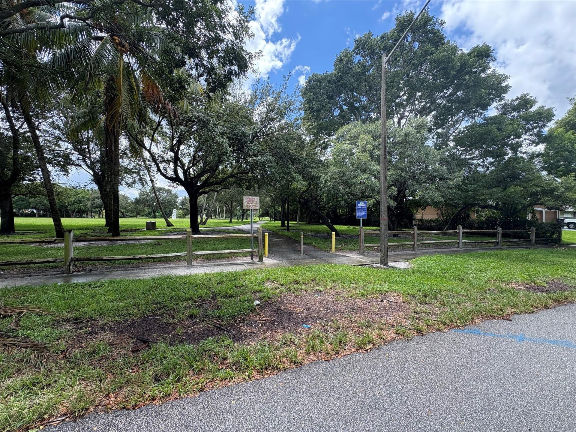 2109 PINEHURST Drive, West Palm Beach, FL 33407 Photo 16