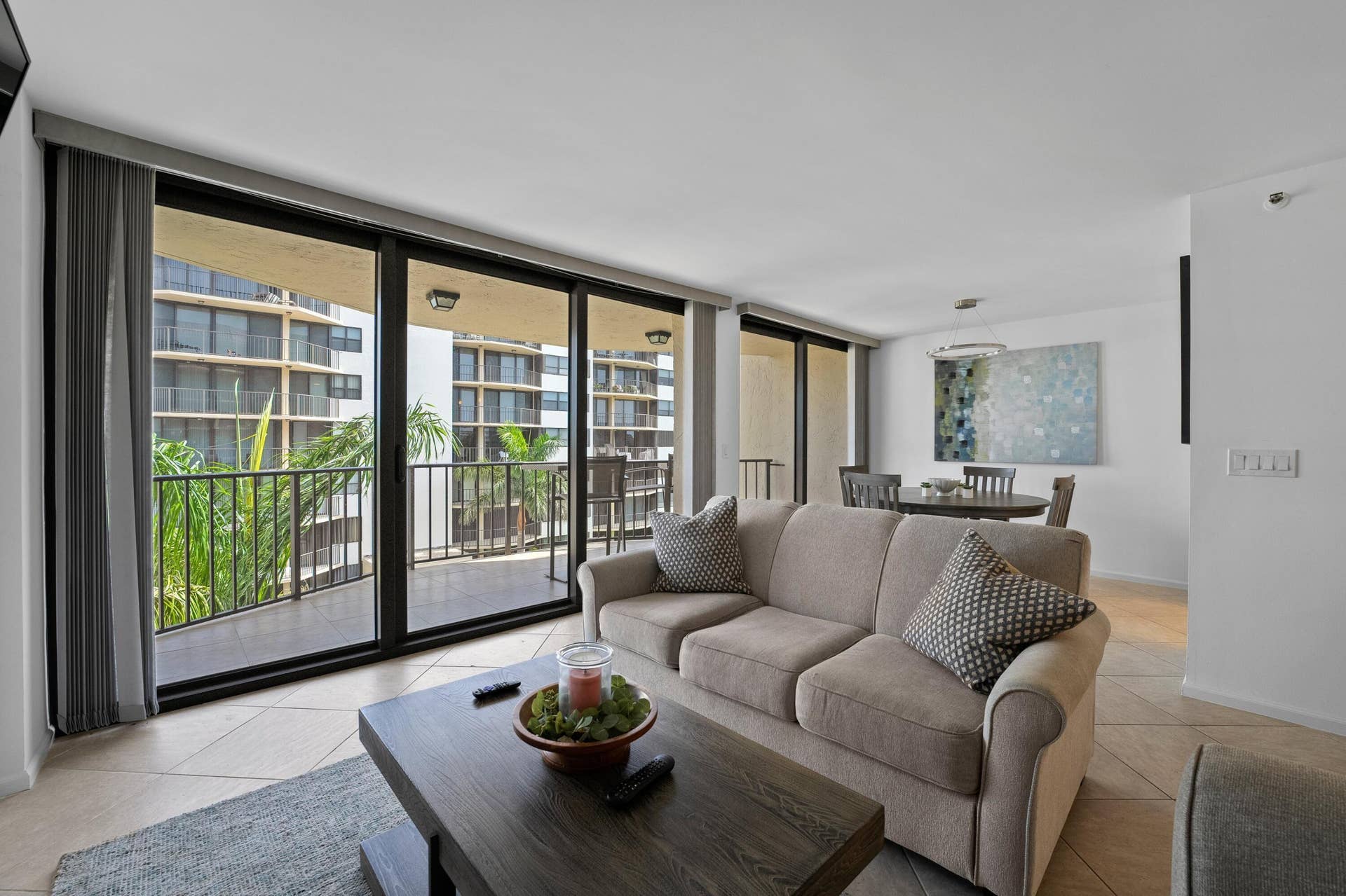 859 JEFFERY Street, #5120, Boca Raton, Boca Raton, FL 33487 Living Room