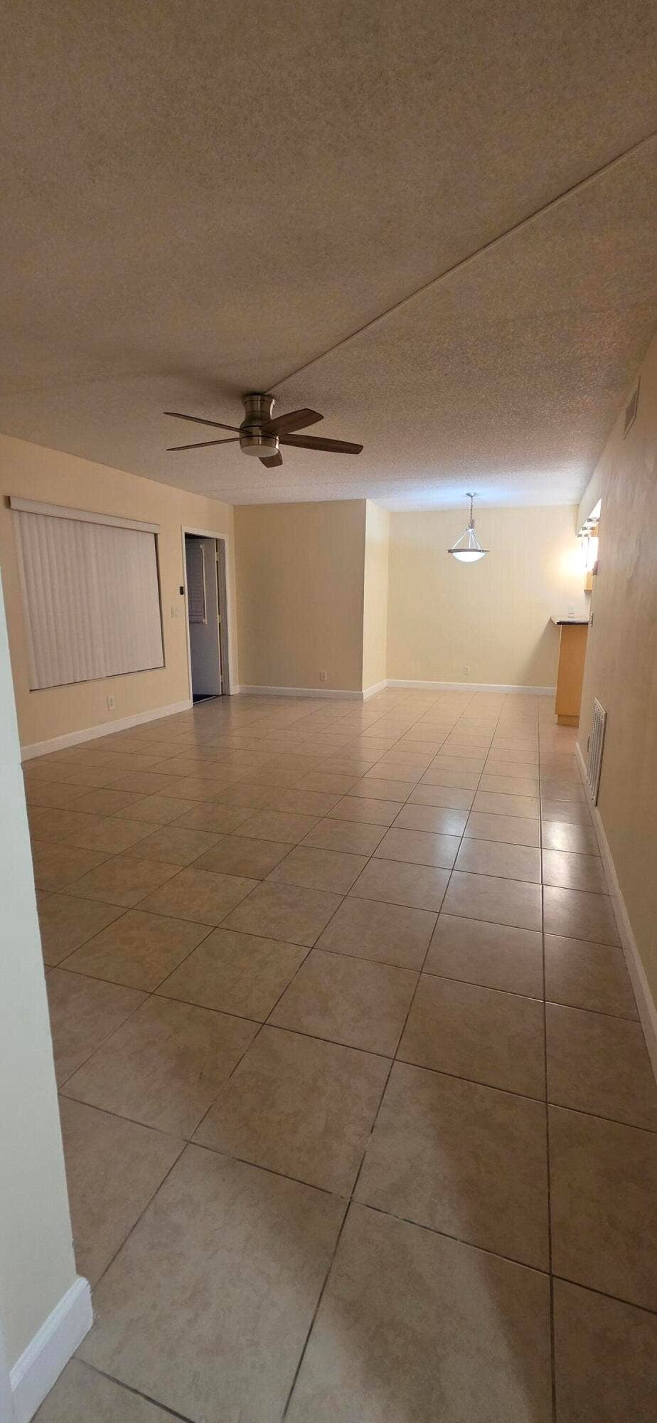 4731 SABLE PINE Circle, #B1, West Palm Beach, FL 33417 336598