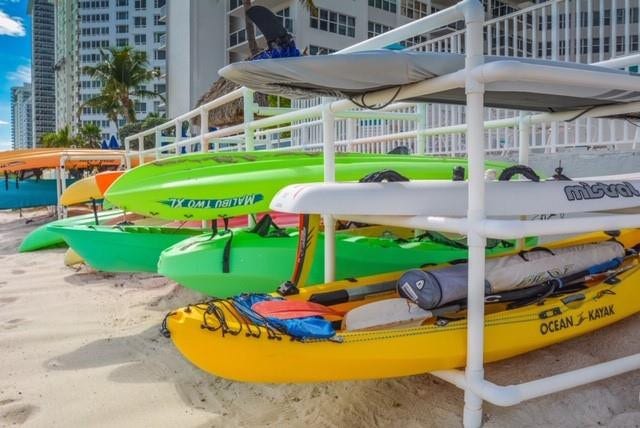 Kayak, Board storage