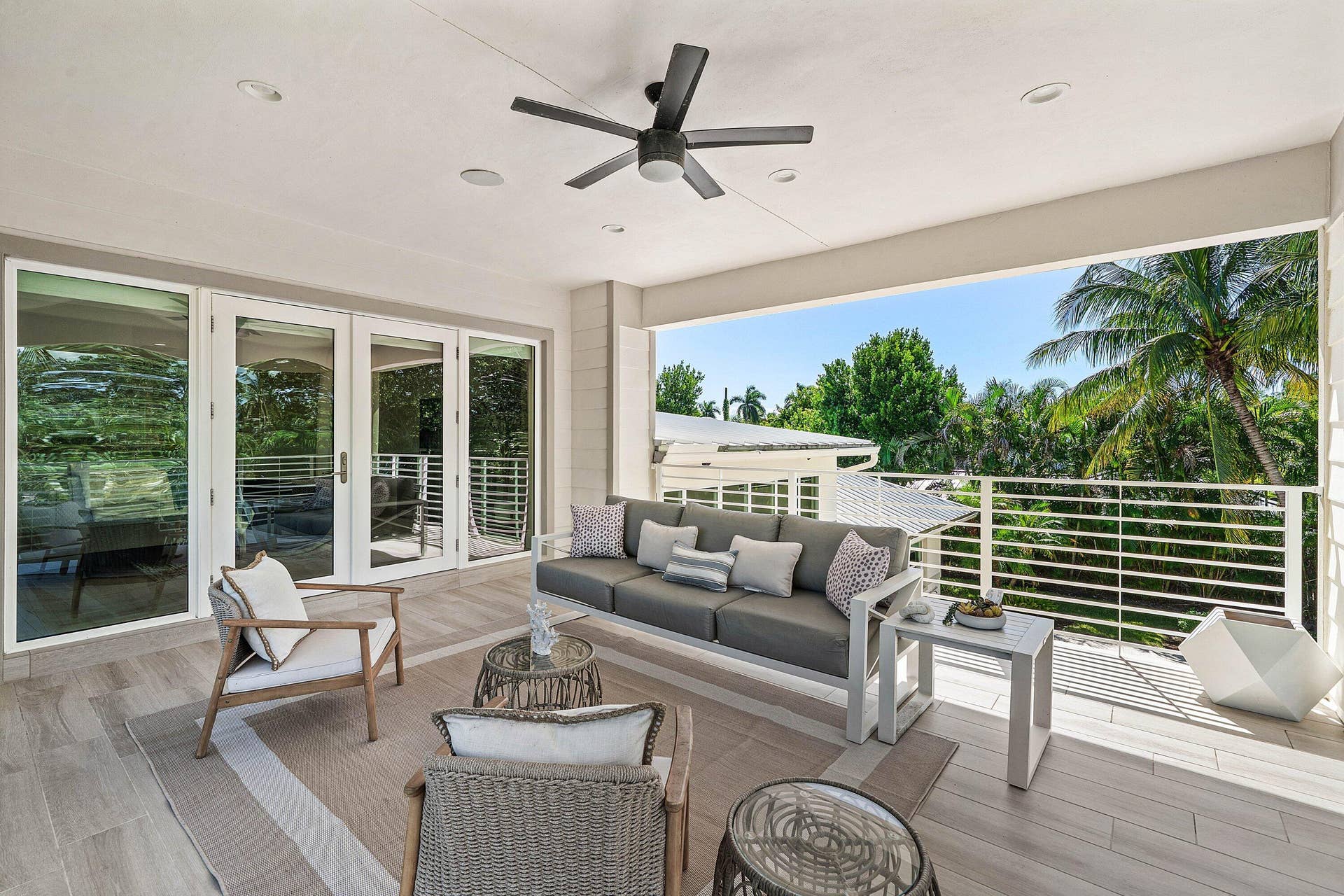 052-1400LakeDrive-DelrayBeach-FL-33444-S